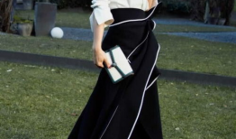 麻豆伞裙套装,麻豆伞裙套装的优雅魅力解析